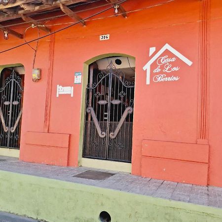 Casa De Los Berrios León Екстериор снимка