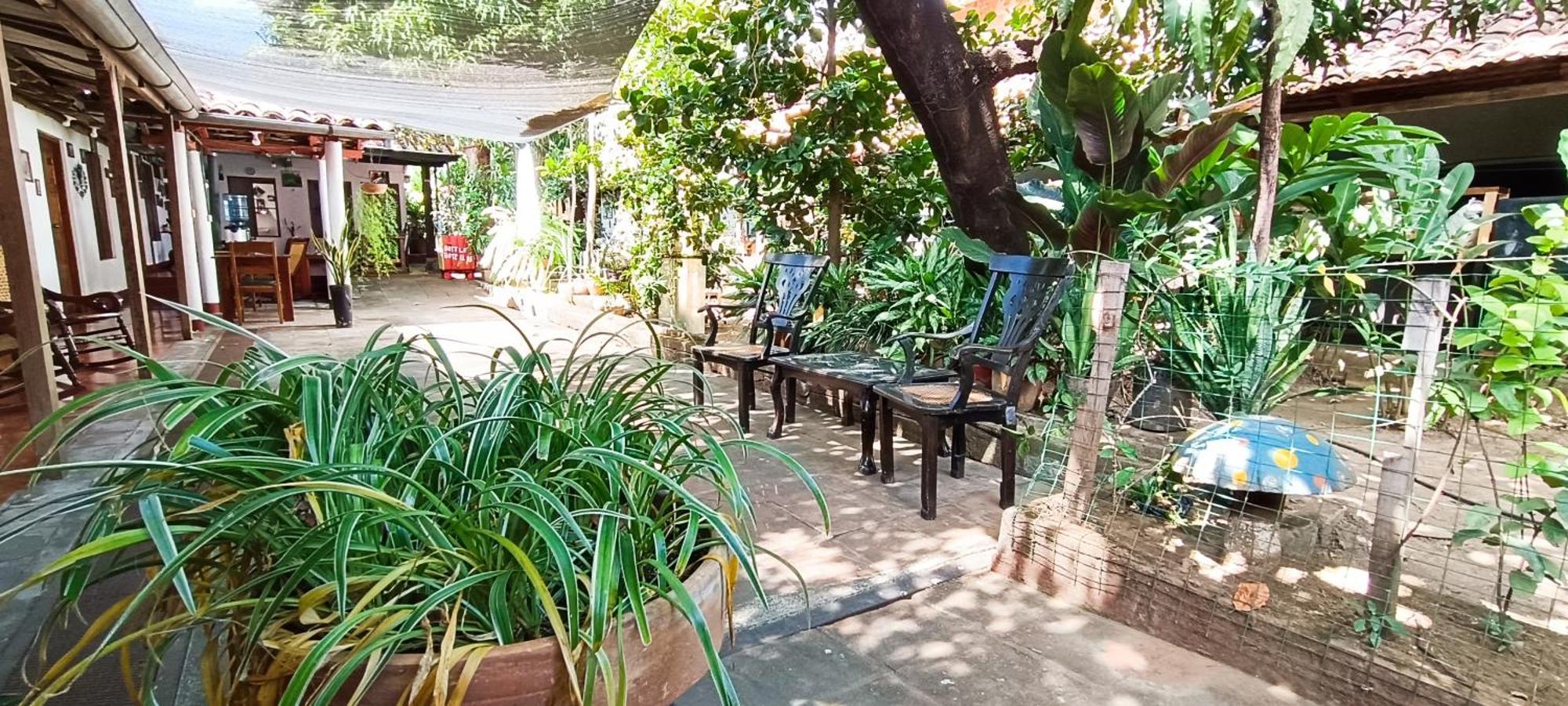 Casa De Los Berrios León Екстериор снимка